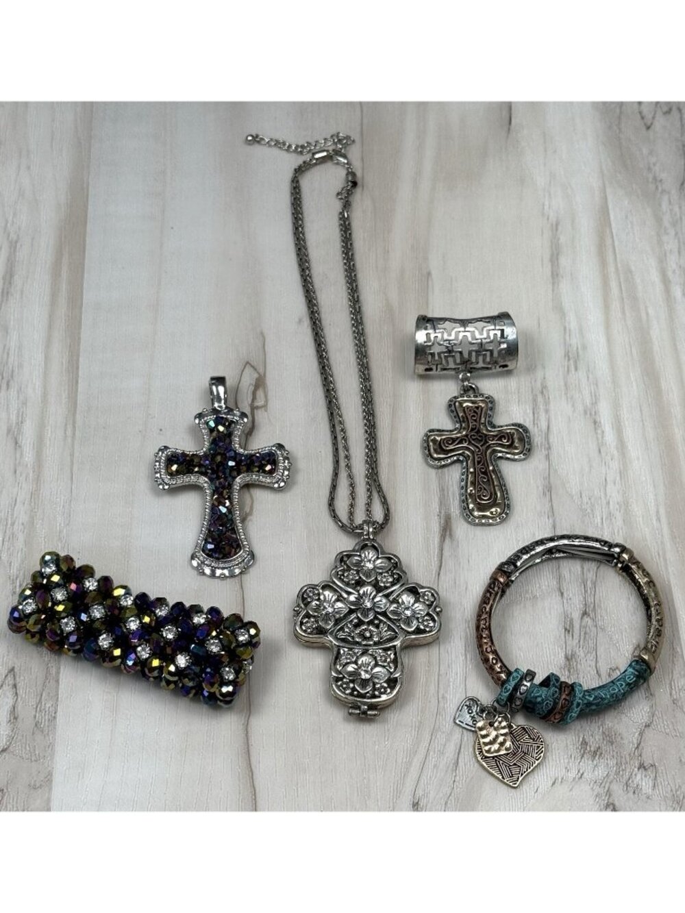 VTG 5pc Chunky Jewelry Lot Necklace Cross Pendants Locket Bracelets Beaded Aqua